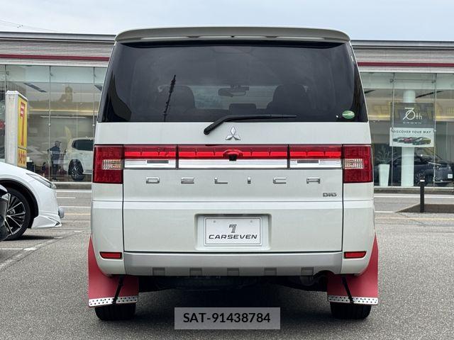 Mitsubishi DELICA 2018-04 7326752-6