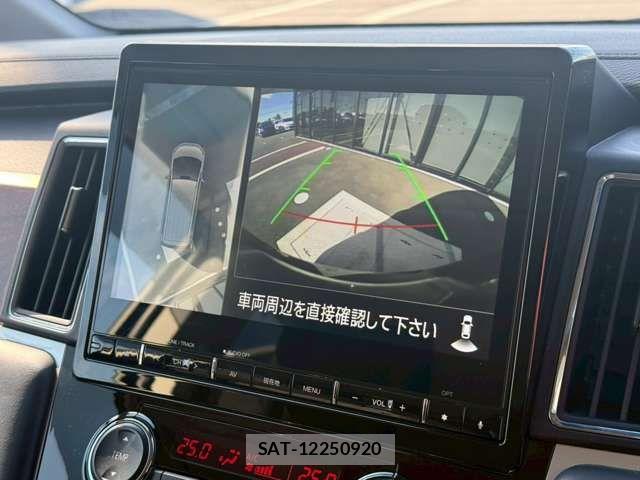 Mitsubishi DELICA 2022-02 7326738-2