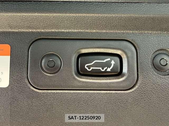 Mitsubishi DELICA 2022-02 7326738-8