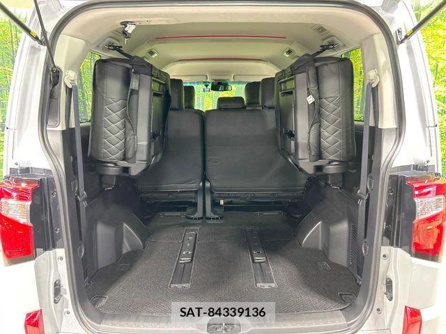 Mitsubishi DELICA 2024-09 7326724-10