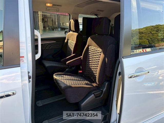 Mitsubishi DELICA 2025-01 7326731-14