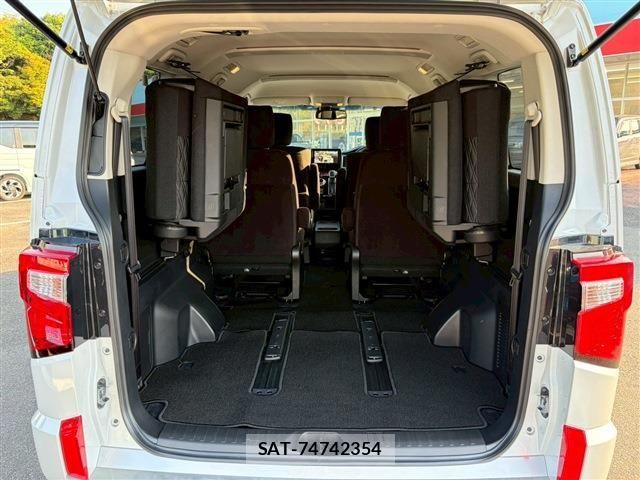 Mitsubishi DELICA 2025-01 7326731-15