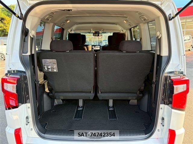 Mitsubishi DELICA 2025-01 7326731-17