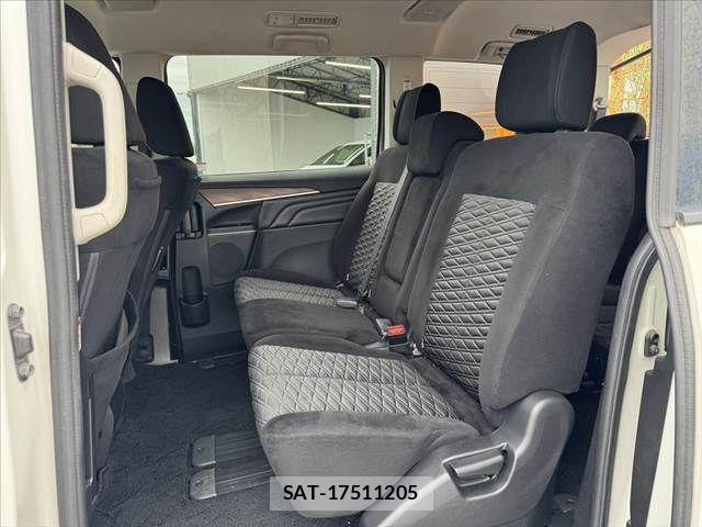 Mitsubishi DELICA 2019-03 7326740-17