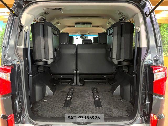 Mitsubishi DELICA 2023-05 7326708-12
