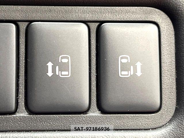 Mitsubishi DELICA 2023-05 7326708-7