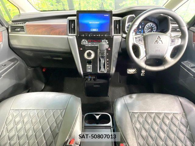 Mitsubishi DELICA 2024-08 7326721-1