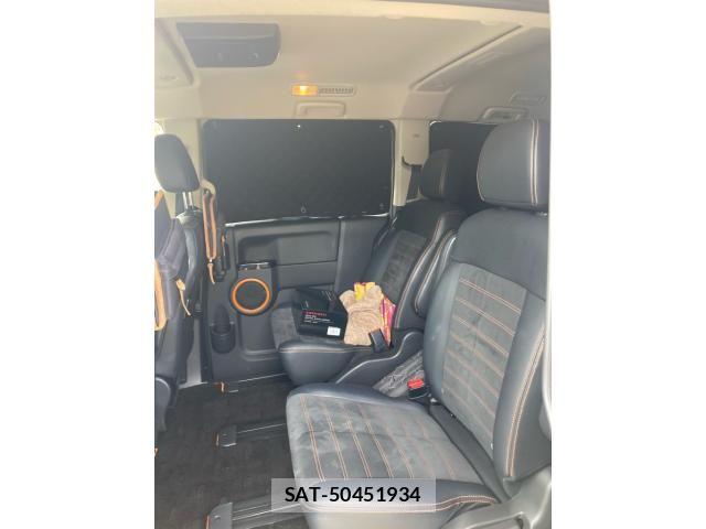 Mitsubishi DELICA 2017-08 7326750-9