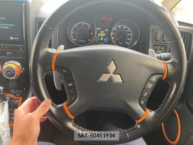 Mitsubishi DELICA 2017-08 7326750-15