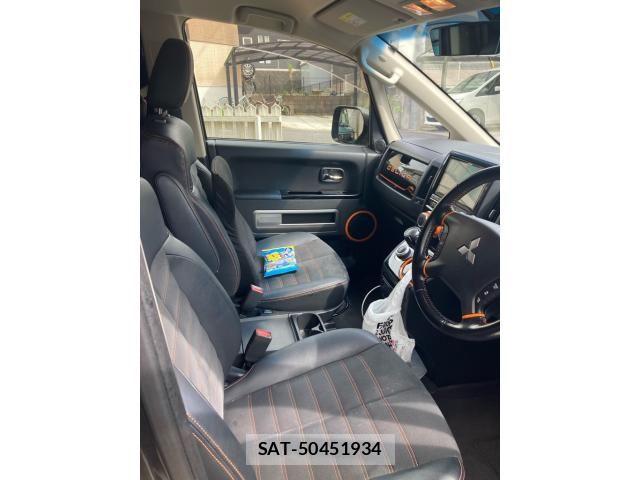 Mitsubishi DELICA 2017-08 7326750-5