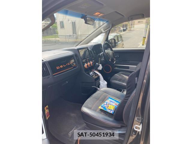 Mitsubishi DELICA 2017-08 7326750-8