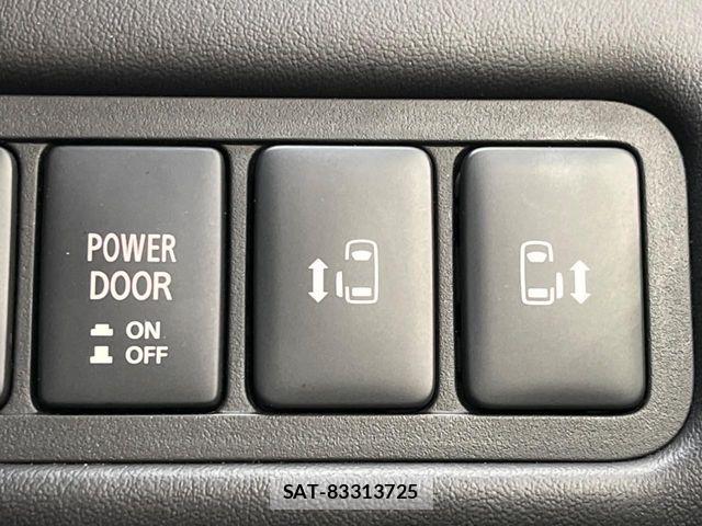 Mitsubishi DELICA 2024-05 7326741-2