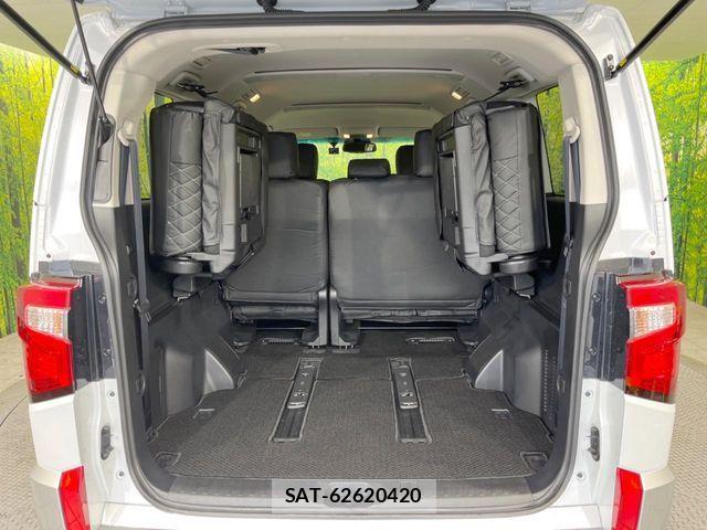 Mitsubishi DELICA 2024-10 7326722-10