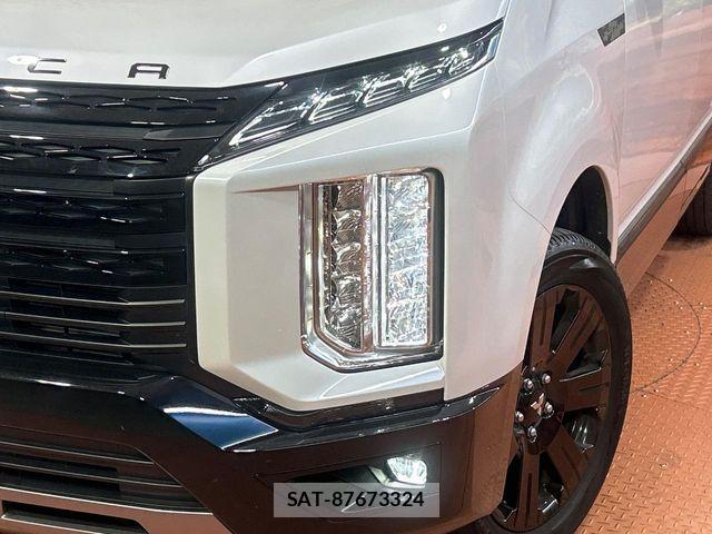 Mitsubishi DELICA 2024-09 7326712-12