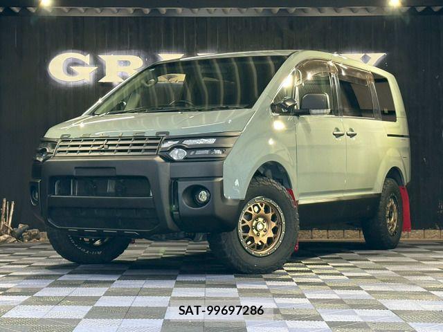 Mitsubishi DELICA 2011-12 7357548-0
