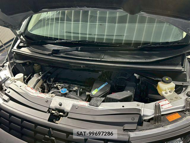 Mitsubishi DELICA 2011-12 7357548-16