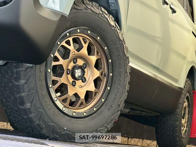 Mitsubishi DELICA 2011-12 7357548-17