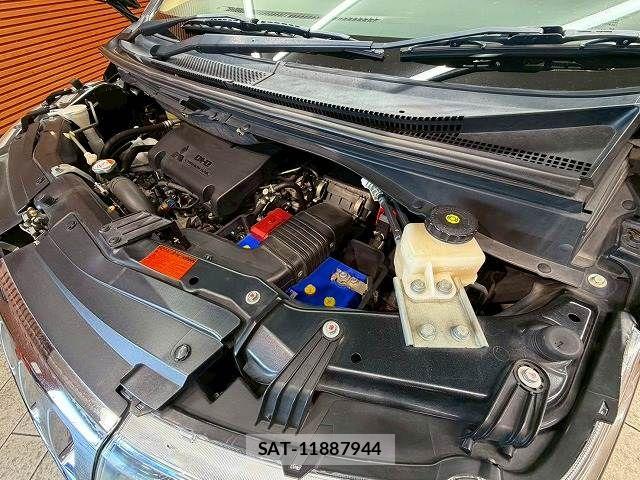 Mitsubishi DELICA 2016-10 7357544-13