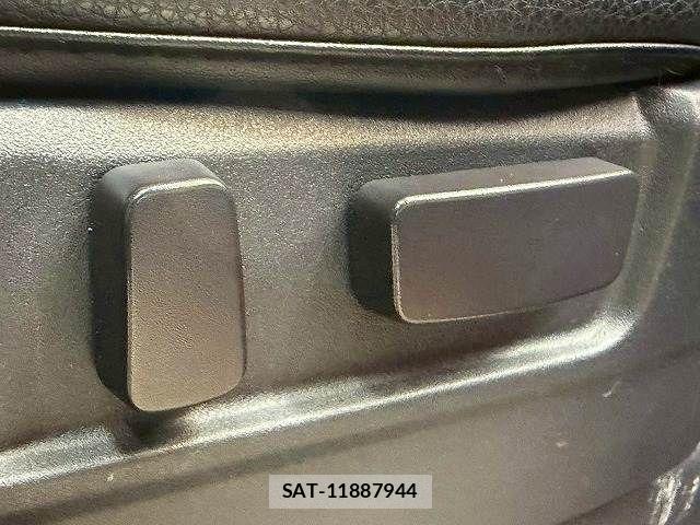 Mitsubishi DELICA 2016-10 7357544-15