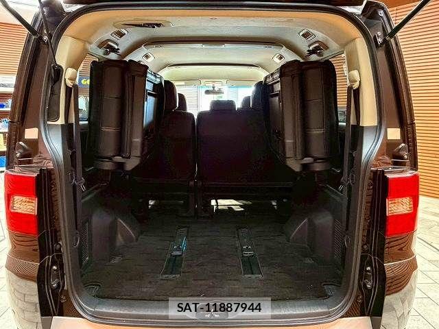 Mitsubishi DELICA 2016-10 7357544-19