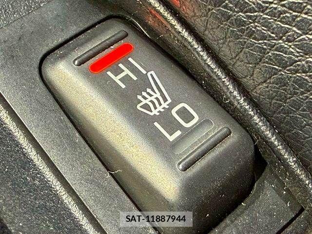 Mitsubishi DELICA 2016-10 7357544-6