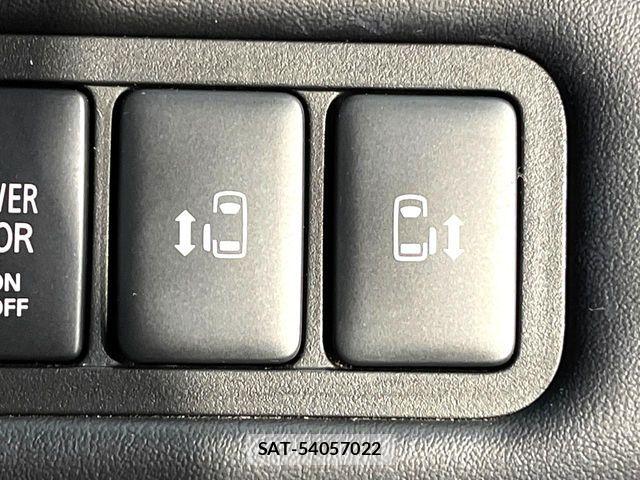 Mitsubishi DELICA 2022-10 7357534-5