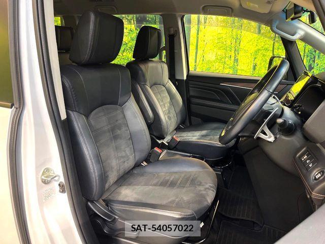 Mitsubishi DELICA 2022-10 7357534-8