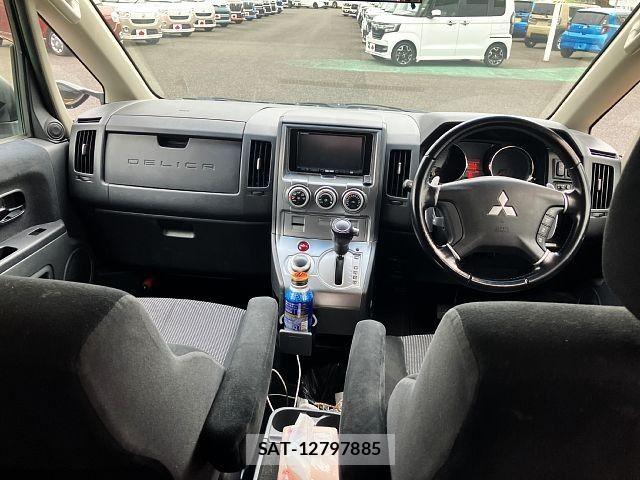 Mitsubishi DELICA 2008-04 7357552-1