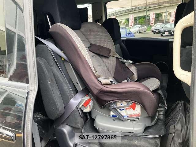Mitsubishi DELICA 2008-04 7357552-4