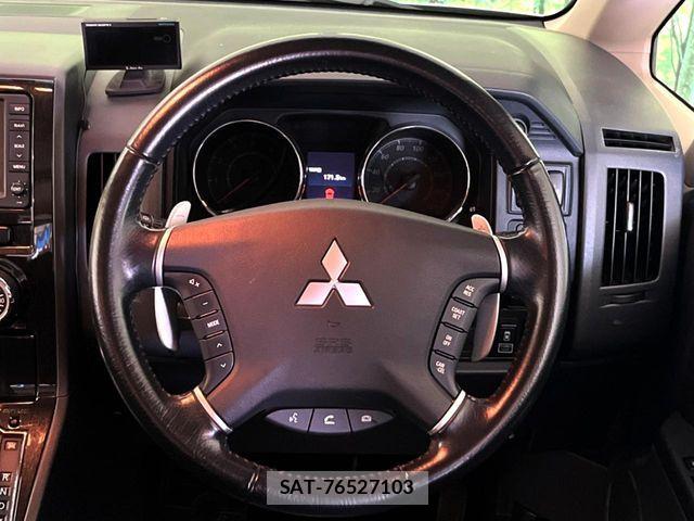 Mitsubishi DELICA 2012-02 7357549-13
