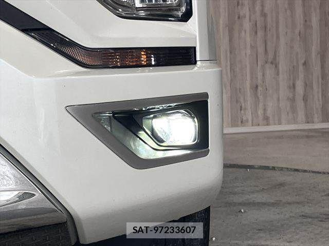 Mitsubishi DELICA 2019-08 7357541-11