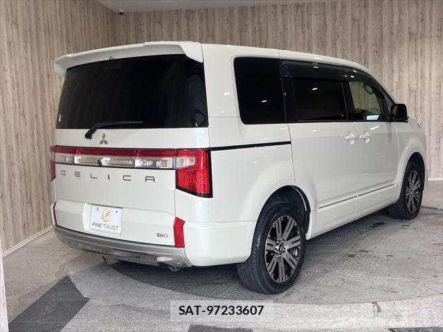 Mitsubishi DELICA 2019-08 7357541-17