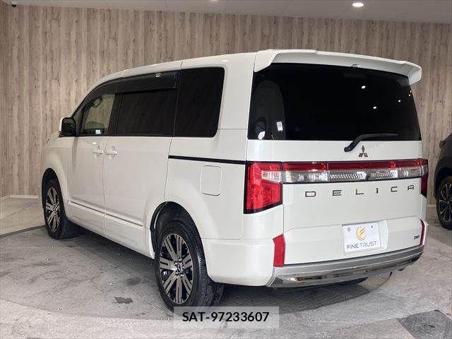 Mitsubishi DELICA 2019-08 7357541-19