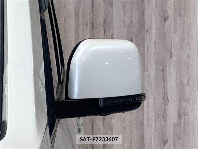 Mitsubishi DELICA 2019-08 7357541-21