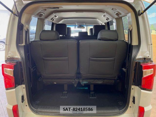 Mitsubishi DELICA 2024-10 7357535-9