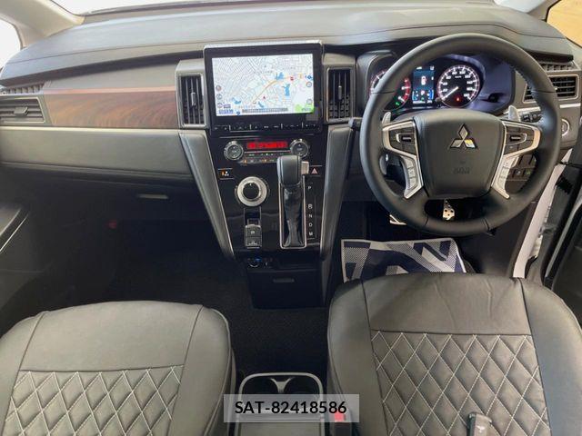 Mitsubishi DELICA 2024-10 7357535-1
