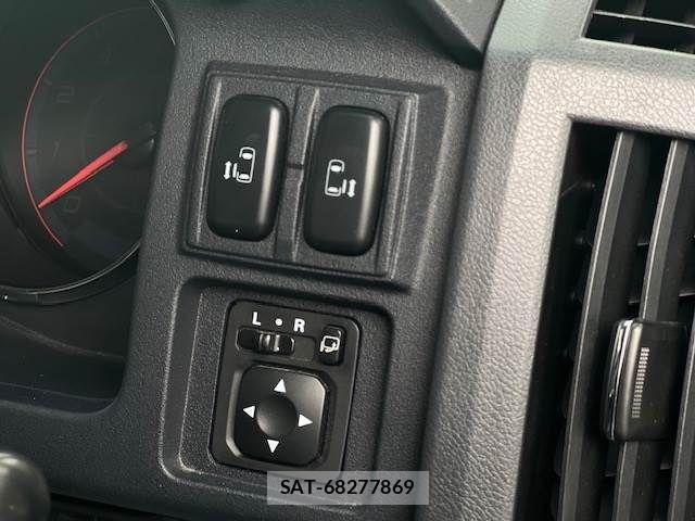 Mitsubishi DELICA 2007-06 7357550-18