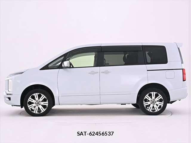 Mitsubishi DELICA 2023-07 7391935-2