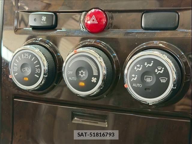 Mitsubishi DELICA 2017-03 7391951-17