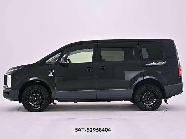 Mitsubishi DELICA 2023-06 7391930-2