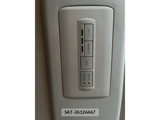 Mitsubishi DELICA 2010-09 7391952-13