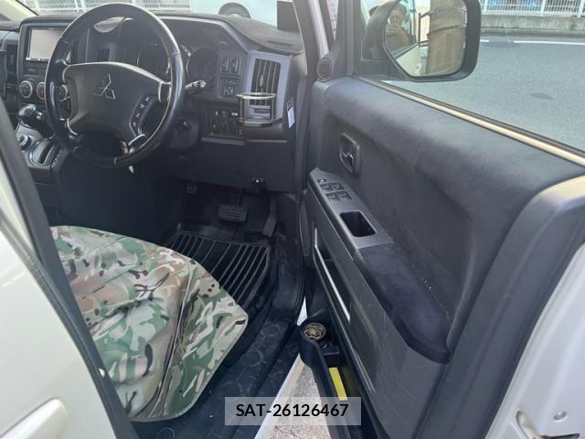 Mitsubishi DELICA 2010-09 7391952-15
