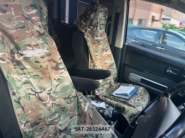 Mitsubishi DELICA 2010-09 7391952-17