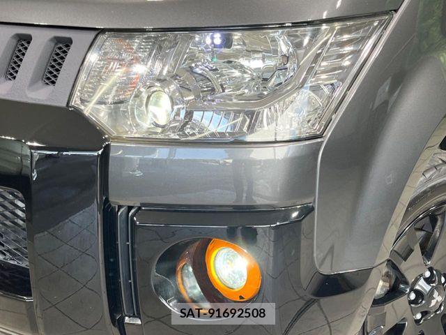 Mitsubishi DELICA 2018-11 7391939-12