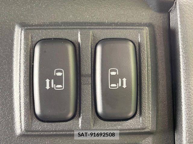 Mitsubishi DELICA 2018-11 7391939-6