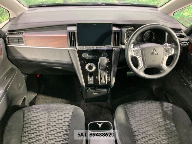 Mitsubishi DELICA 2023-02 7391934-1