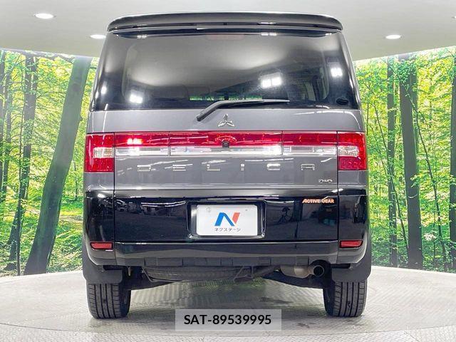 Mitsubishi DELICA 2018-01 7391940-16