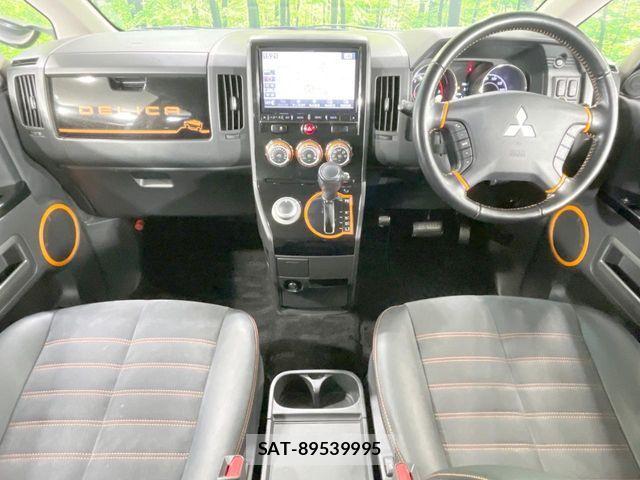 Mitsubishi DELICA 2018-01 7391940-1