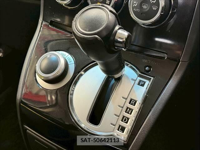 Mitsubishi DELICA 2017-05 7391949-17