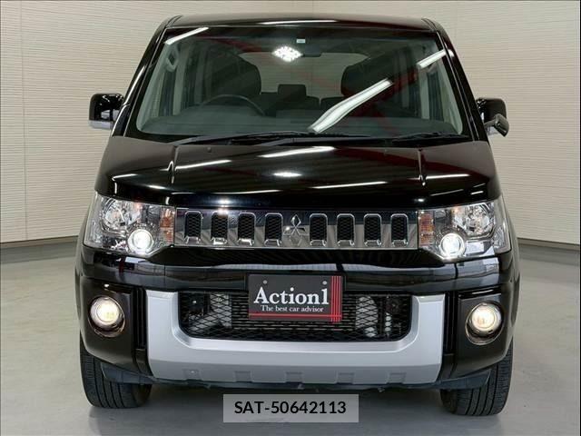 Mitsubishi DELICA 2017-05 7391949-2